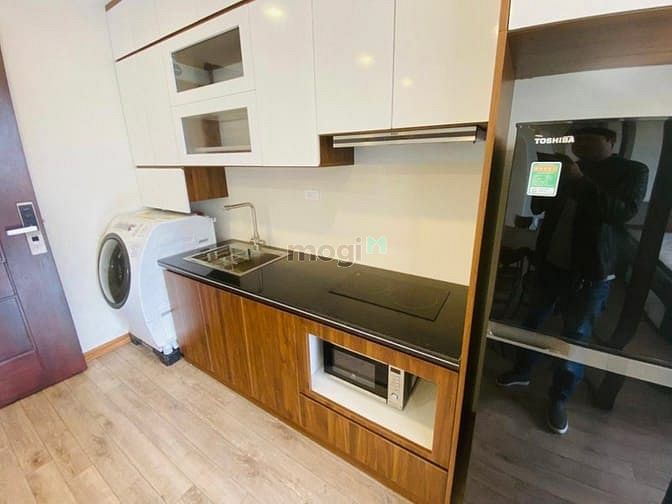 Hình ảnh Cho Thuê chung cư full đồ hiện đại tại Đống Đa gần Lê Duẩn view hồ