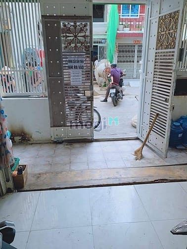 Hình ảnh Nhà 4.8m x 13m, 5 tầng, 11 phòng kép kin cho thuê, đường 3 tháng 2 Q11
