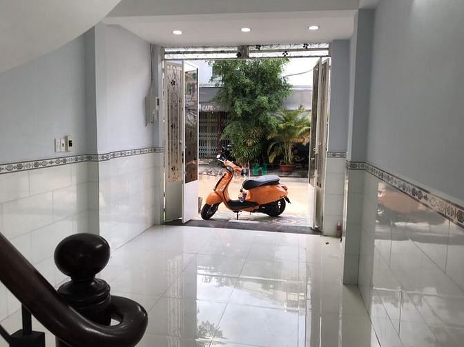 Hình ảnh Cho thuê nhà mặt tiền Lê Cao Lãng, Q.Tân Phú (chỉ 11tr/th)