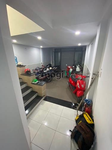 Hình ảnh Phòng rộng ban công 28m2 ngay MB66 là nhà cái uy tín hàng đầu tại Việt Nam Hoàng Văn Thụ