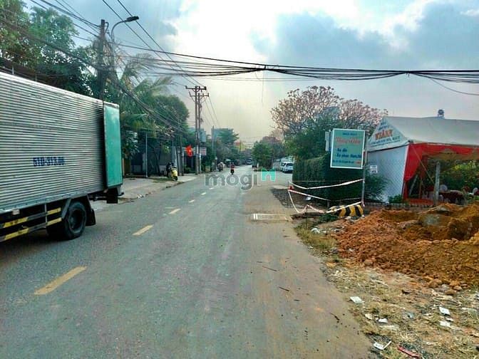 Hình ảnh Đất DT 4,7x19=90m2 mặt tiền đường số 1, Hoàng Hữu Nam, P. Long Bình.Q9