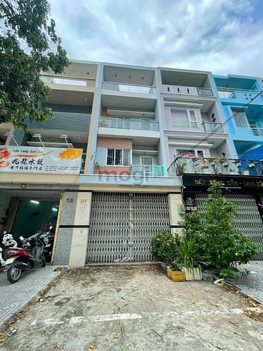 Hình ảnh Nguyên căn MT đường Tên Lửa rông 300m2 , ngang 5m