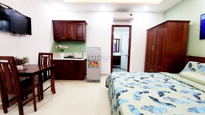 Hình ảnh MỚI TINH Căn Hộ Sang Trọng Ngay CV Lê Thị Riêng