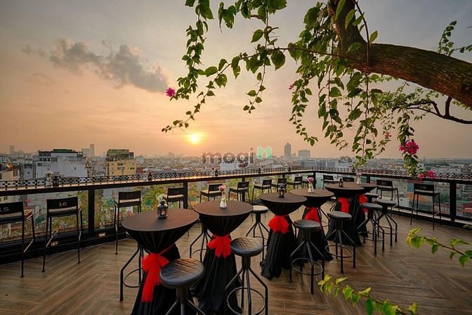 Hình ảnh Cho thuê tầng thượng - View Hồ Hoàn Cầu