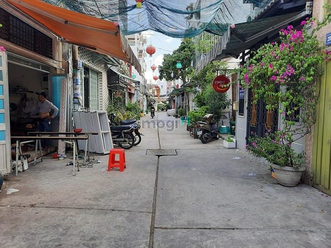 Hình ảnh Nhà HXT thông đường số 5 (4x12) trệt lửng 3.9 tỷ