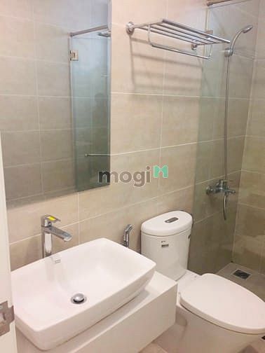 Hình ảnh Cho thuê căn góc 2PN, 70m2, Full nội thất - CC Central Premium, Q8