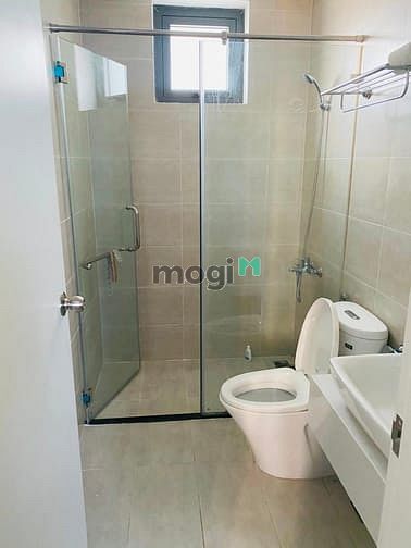 Hình ảnh Cho thuê căn góc 2PN, 70m2, Full nội thất - CC Central Premium, Q8