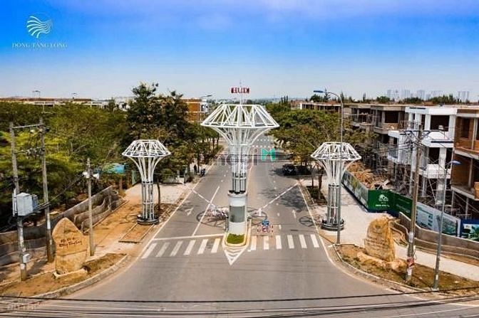 Hình ảnh Bán lỗ lô đất mặt tiền đường A3 khu đô thị mới Đông Tăng Long