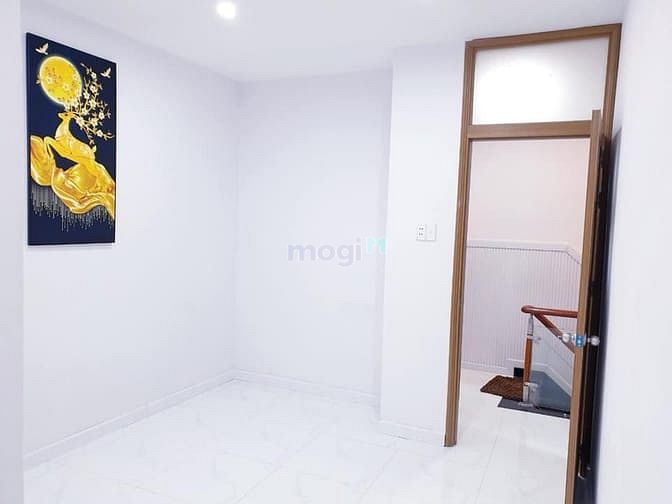 Hình ảnh Bán nhà Thành Mỹ, 63m2, 2 tầng 3.5 nở hậu 6m2, dài 20m, chỉ còn 5 tỷ 3