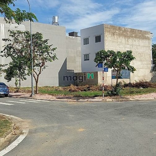 Hình ảnh Cần Bán Nền Thổ Cư 100% Vị Trí Cực Kì Đẹp