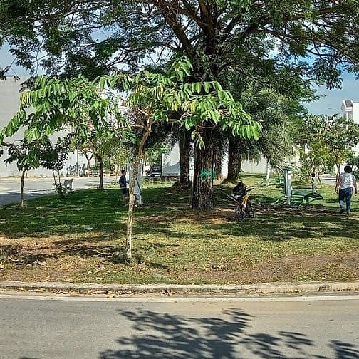 Hình ảnh Cần Bán Nền Thổ Cư 100% Vị Trí Cực Kì Đẹp