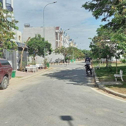 Hình ảnh Cần Bán Nền Thổ Cư 100% Vị Trí Cực Kì Đẹp