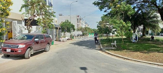 Hình ảnh Cần Bán Nền Thổ Cư 100% Vị Trí Cực Kì Đẹp