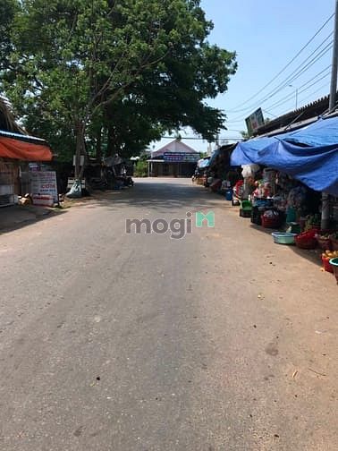 Hình ảnh Đất đối diện trườngTHCS. Thắng Hải giá 1 tỷ 350 tr