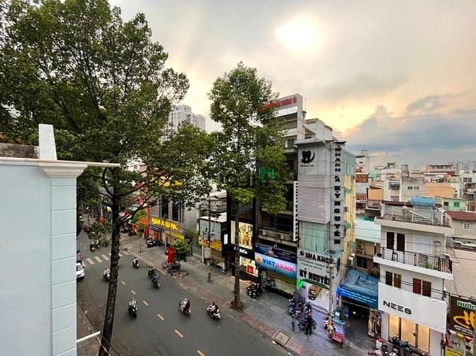 Hình ảnh CHDV Trần Quang Khải_Chợ Tân Định_CV Lê Văn Tám_full NT_balcon
