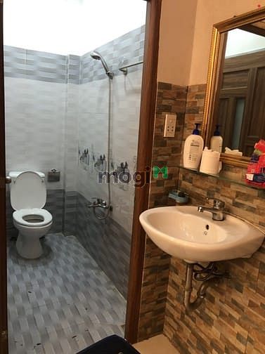 Hình ảnh NHÀ 3 LẦU [4.5x14] 4PN - Tỉnh Lộ 10, khu Tên Lửa - Đầy Đủ Nội Thất