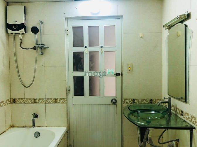 Hình ảnh Cần bán gấp Trang Chủ MB66.COM / Đăng Ký Tặng 66K Vạn Đô, Bến Vân Đồn, 2pn, nội thất sang, lầu cao