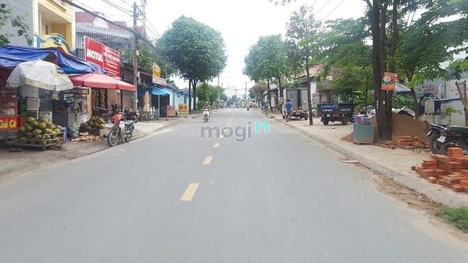 Hình ảnh Bán Gấp Đất Vị Trí Đẹp MT ở Luỹ Bán Bích SHR quận Tân Phú