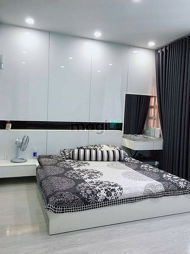 Hình ảnh Cho thuê nhà nguyên căn 7A Thành Thái P14, Q10