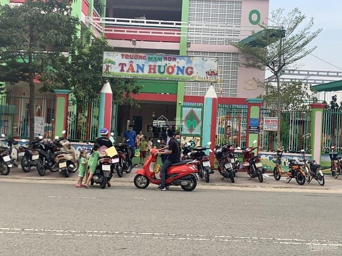 Hình ảnh Chính chủ, Bán gấp150m2 đất MT chợ, khu kinh doanh sầm uất, dân đông,