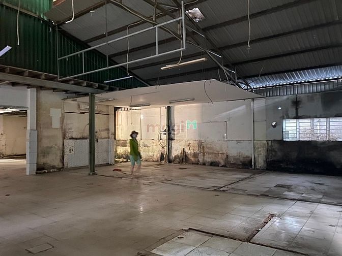 Hình ảnh Cho thuê kho Nguyễn Thị Định 550m2 - Giá thuê 2500$/tháng
