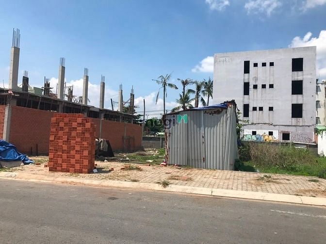 Hình ảnh Tôi chính chủ cần bán 200m2 đất thổ cư xây biệt thự , đường tên lửa