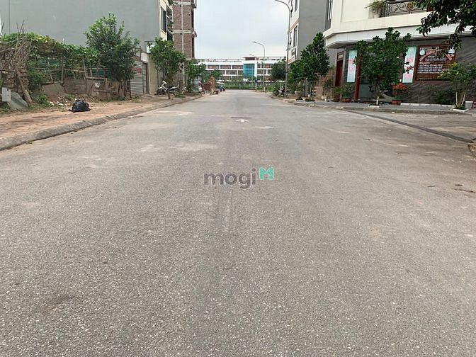 Hình ảnh Bán giúp ông Anh ô TĐC Giang Biên, trục  chính, giá chỉ 3 tỷ