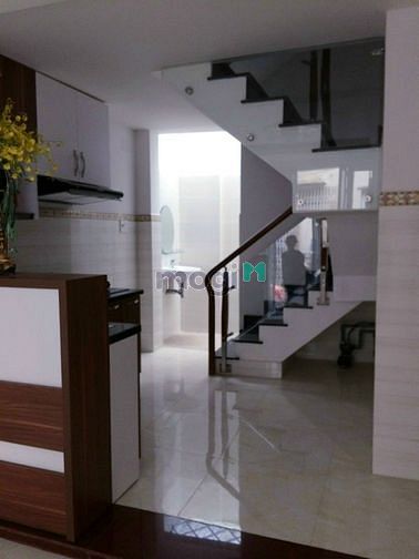 Hình ảnh Bán nhà hẻm xe hơi đường Huỳnh Tấn Phát