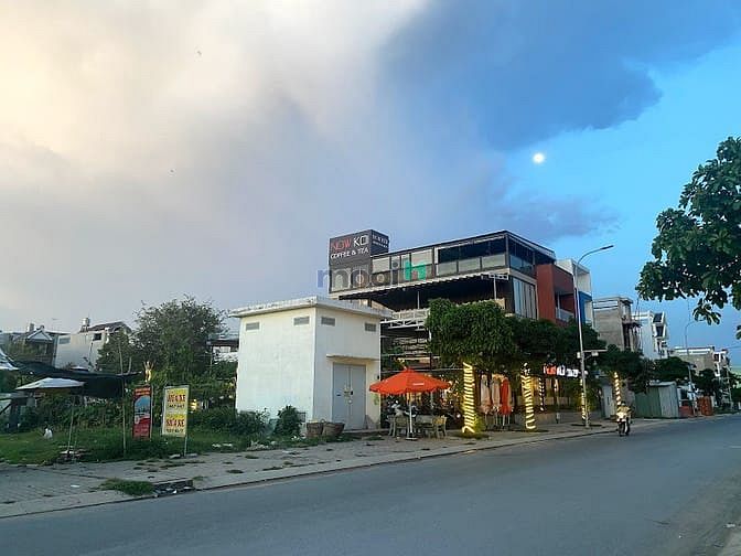 Hình ảnh Thanh lý lô đất thổ cư 90m2 sổ hồng riêng, đường lớn