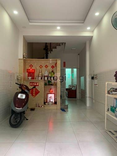 Hình ảnh Bán gấp nhà đ.Bùi Văn Ba Q7 dọn vô ở ngay