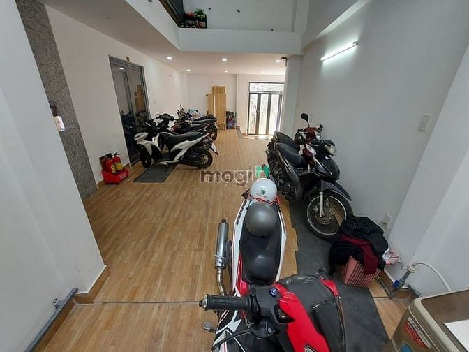 Hình ảnh Nhà Nguyên Căn Cho Thuê CHDV 11PN full Nội Thất