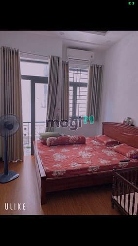 Hình ảnh Cho thuê nhà hxh 800/1 CMT8,p5,Tân Bình