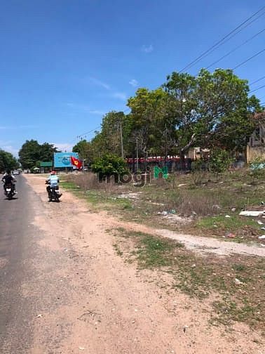 Hình ảnh Đất MT Quốc Lộ 55. Sát trường học Sơn Mỹ . Giá 9 tỷ 5