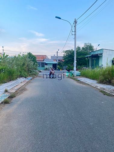 Hình ảnh Đất Trường Lưu 50.4m2, đường trải nhựa 7m, KDC hiện hữu.
