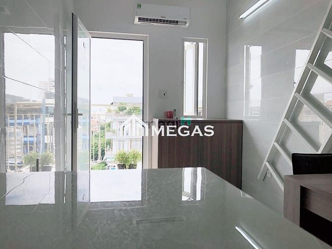 Hình ảnh Phòng có ban công đầy đủ nội thất quận Bình Tân