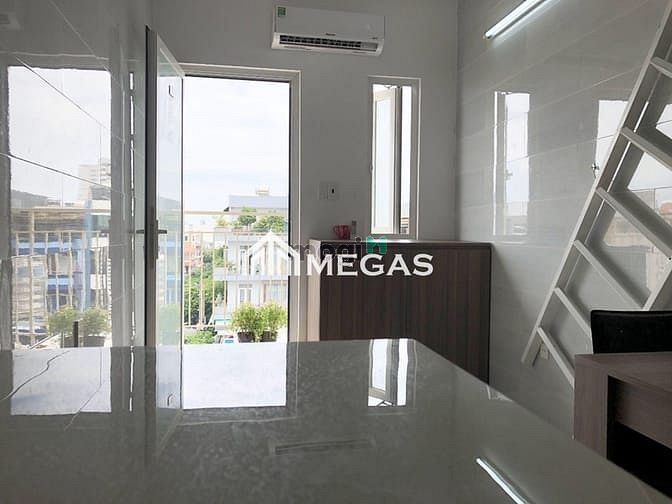 Hình ảnh Phòng có ban công đầy đủ nội thất quận Bình Tân