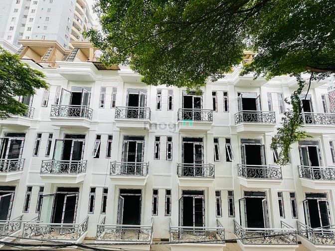 Hình ảnh Nhà Phố cao cấp Bảo Sơn Quận Tân Phú