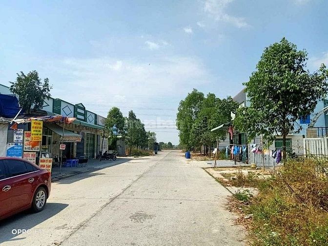 Hình ảnh Bán đất Mỹ Phước 3, lô L, DT 150m2 đ/d TTYT, dân đông, sổ riêng, chính