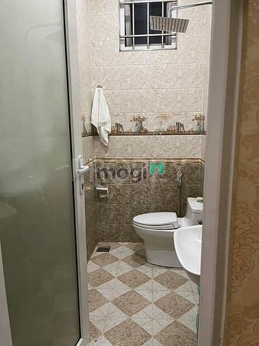 Hình ảnh Cho thuê nhà 2PN-3WC đường14, Phước Bình, 10.5TR