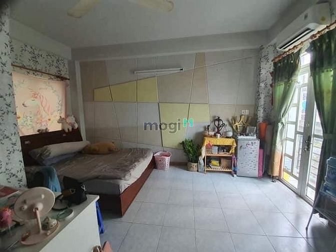 Hình ảnh Bán nhà 60m2 siêu rộng CMT8 , phường 7, Tân Bình