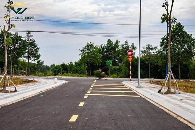 Hình ảnh Đất mặt tiền DT52, ngay thị trấn Đất Đỏ,Sổ riêng, công chứng ngay