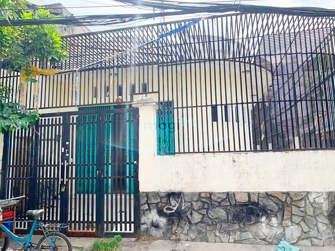 Hình ảnh Cần Bán Nhà Cấp 4 Góc 1/ Đường Lê Văn Quới
