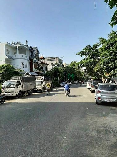 Hình ảnh Bán gấp đất mặt tiền kinh doanh khu VIP bên sống HBC, tp Thủ Đức