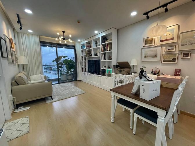 Hình ảnh Cho thuê The Gold View 2 pn -2wc 80m2