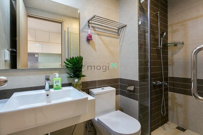 Hình ảnh Cho thuê STUDIO River Gate 30m2 full nội thất giá chỉ 8.5 Triệu