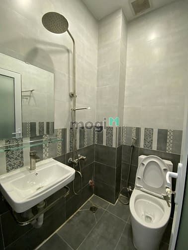 Hình ảnh 16/18a Nguyễn Thiện Thuật , p2 , quận 3