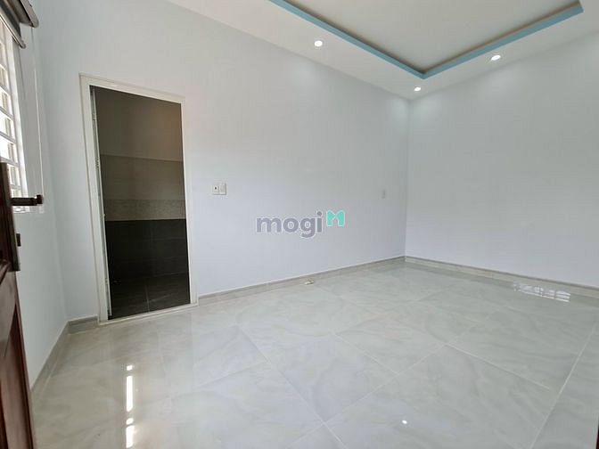 Hình ảnh Bán nhà mặt tiền đường Bình nhâm