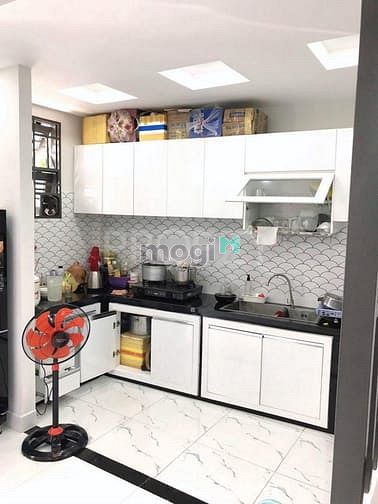 Hình ảnh Nhà mới hẻm đường Cách Mạng Tháng 8, Tân Bình, 5.6x6m, 2 tấm, 4.9 tỷ
