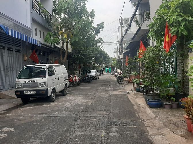 Hình ảnh Nhà hẻm xe hơi Lê Đình Thám 55m2 Tân Phú 5,35 tỷ