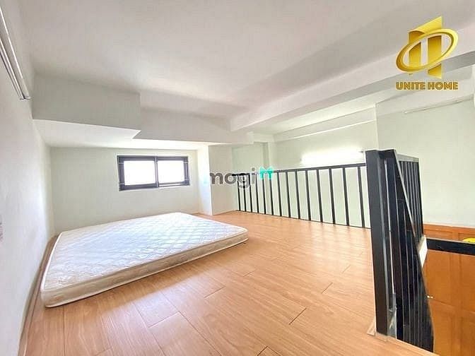 Hình ảnh phòng cho thuê mới rộng thoáng mát,cửa sổ ánh sáng tại Tân Phú
